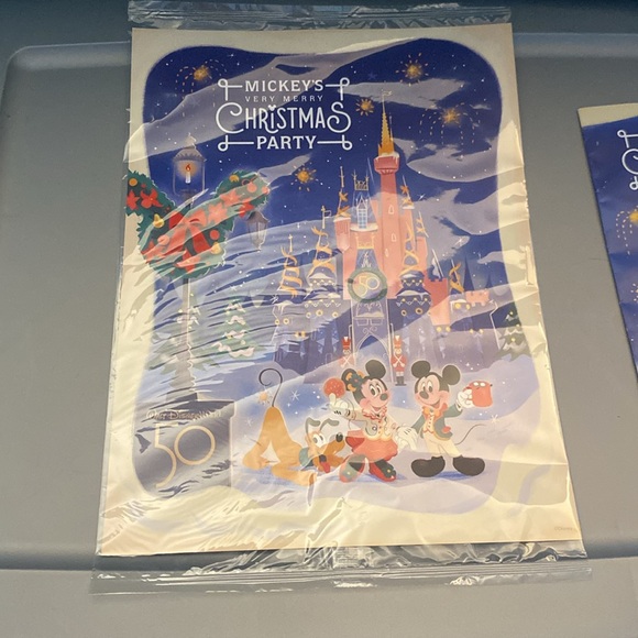 Disney World Mickey’s Very Merry Christmas Party 50th Anniversary 2022 Party Set - Picture 4 of 7